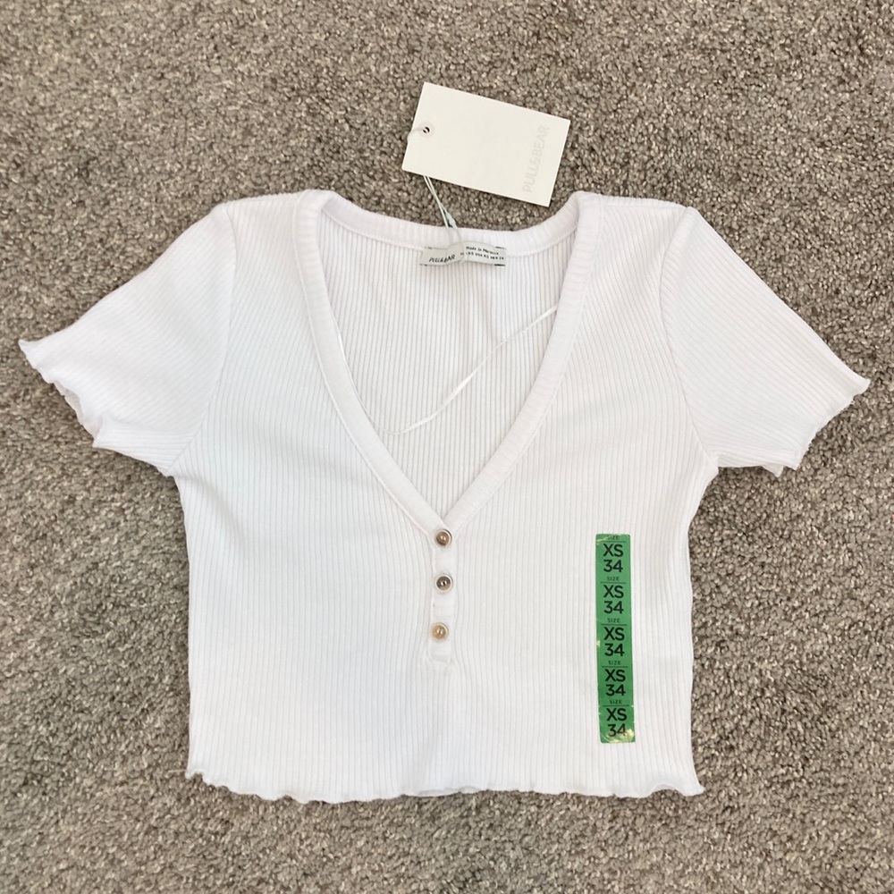 NWT Pull&Bear Lettuce Edge Crop Top